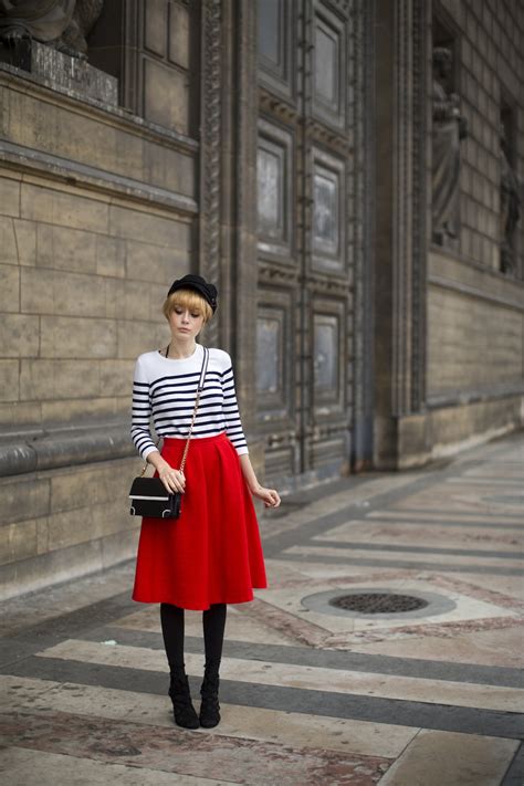 paris french outfits.